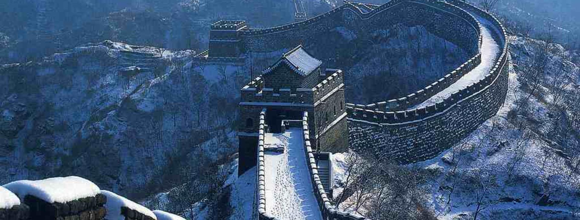 great wall of china with snow